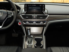 2018款 260TURBO 豪华版