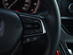 2018款 260TURBO 豪华版