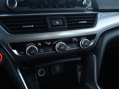 2018款 260TURBO 豪华版