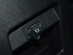 2018款 1.5L CVT尊贵版