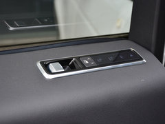 2018款 3.0 V6 SC Vogue 传世版