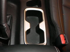 2018款 2.5L 自动四驱旗舰版