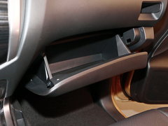 2018款 2.5L 自动四驱旗舰版