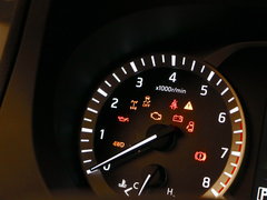 2018款 2.5L 自动四驱旗舰版