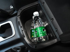 2018款 2.5L 自动四驱旗舰版