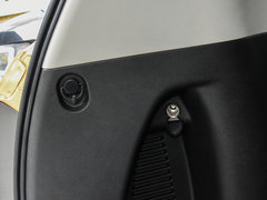 2018款 2.5L 自动四驱旗舰版