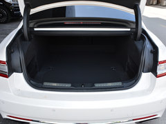 2018款 2.0T 两驱尊享版