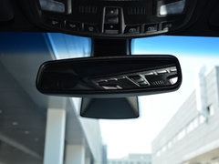 2018款 2.0T 两驱尊享版