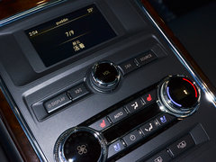 2018款 2.0T 两驱尊耀版