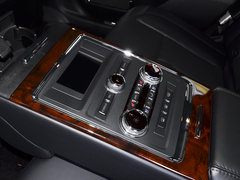 2018款 2.0T 两驱尊耀版