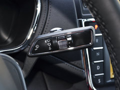 2018款 2.0T 两驱尊耀版
