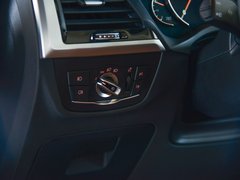 2018款 xDrive30i 尊享型 M运动套装