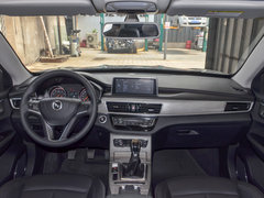 2018款 1.5T 手动豪华版