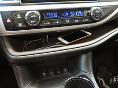2018款 2.0T 四驱尊贵版 7座