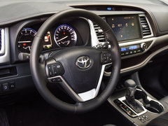 2018款 2.0T 四驱尊贵版 7座