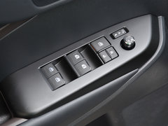 2018款 2.0T 四驱豪华版 7座