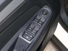 2018款 1.5L 手动智联舒适型