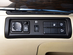 2018款 1.5L 手动豪华型