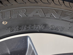 2017款 1.8L CVT两驱豪华型