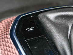 2018款 2.5L 两驱120周年限量版