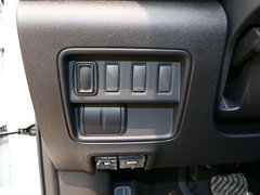 2018款 2.0L 两驱120周年限量版