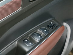 2018款 2.0L 两驱120周年限量版