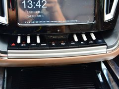 2018款 2.0T 自动旗舰智联型 6座