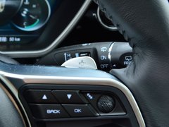 2018款 2.0T 自动旗舰智联型 6座