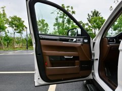 2018款 2.0T 自动旗舰智联型 6座