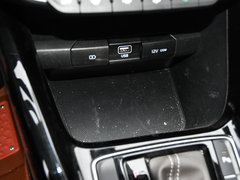 2018款 2.0L 自动智享豪华版