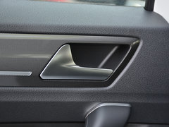 2018款 230TSI 自动进取型
