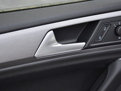 2018款 1.6L 自动舒适型