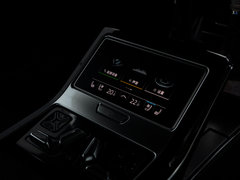2018款 A8L 55 TFSI quattro尊贵型