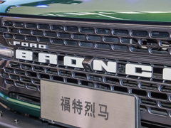 2024款 2.3T 荒地