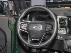 2024款 2.3T 荒地