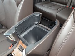 2018款 30T 智联网两驱至尊版