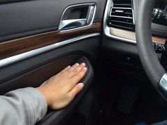 2018款 30T 智联网两驱至尊版