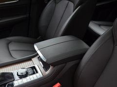 2018款 30T 智联网两驱至尊版