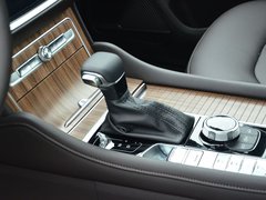 2018款 30T 智联网两驱至尊版