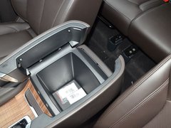 2018款 30T 智联网两驱至尊版