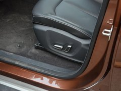 2018款 30T 智联网两驱至尊版