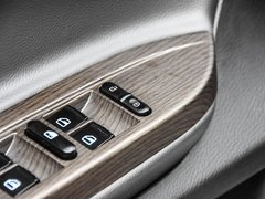 2018款  尊贵型双色版