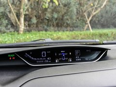 2018款  尊贵型双色版