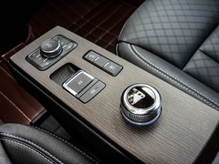 2018款  尊贵型双色版