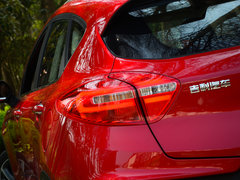 2018款 优雅版 1.8L 手动风尚型