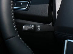 2018款 1.5T 自动舒适型 7座