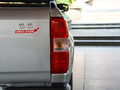 2018款  2.5T柴油四驱豪华型长货箱ZD25T5