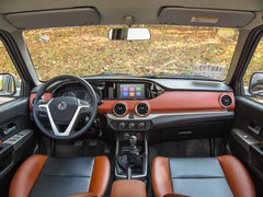 2018款  2.5T柴油四驱豪华型长货箱ZD25T5
