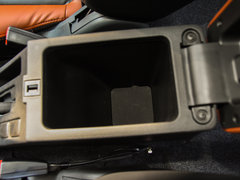 2018款  2.5T柴油四驱豪华型长货箱ZD25T5