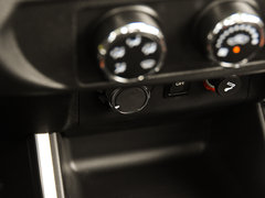 2018款  2.5T柴油四驱豪华型ZD25T5